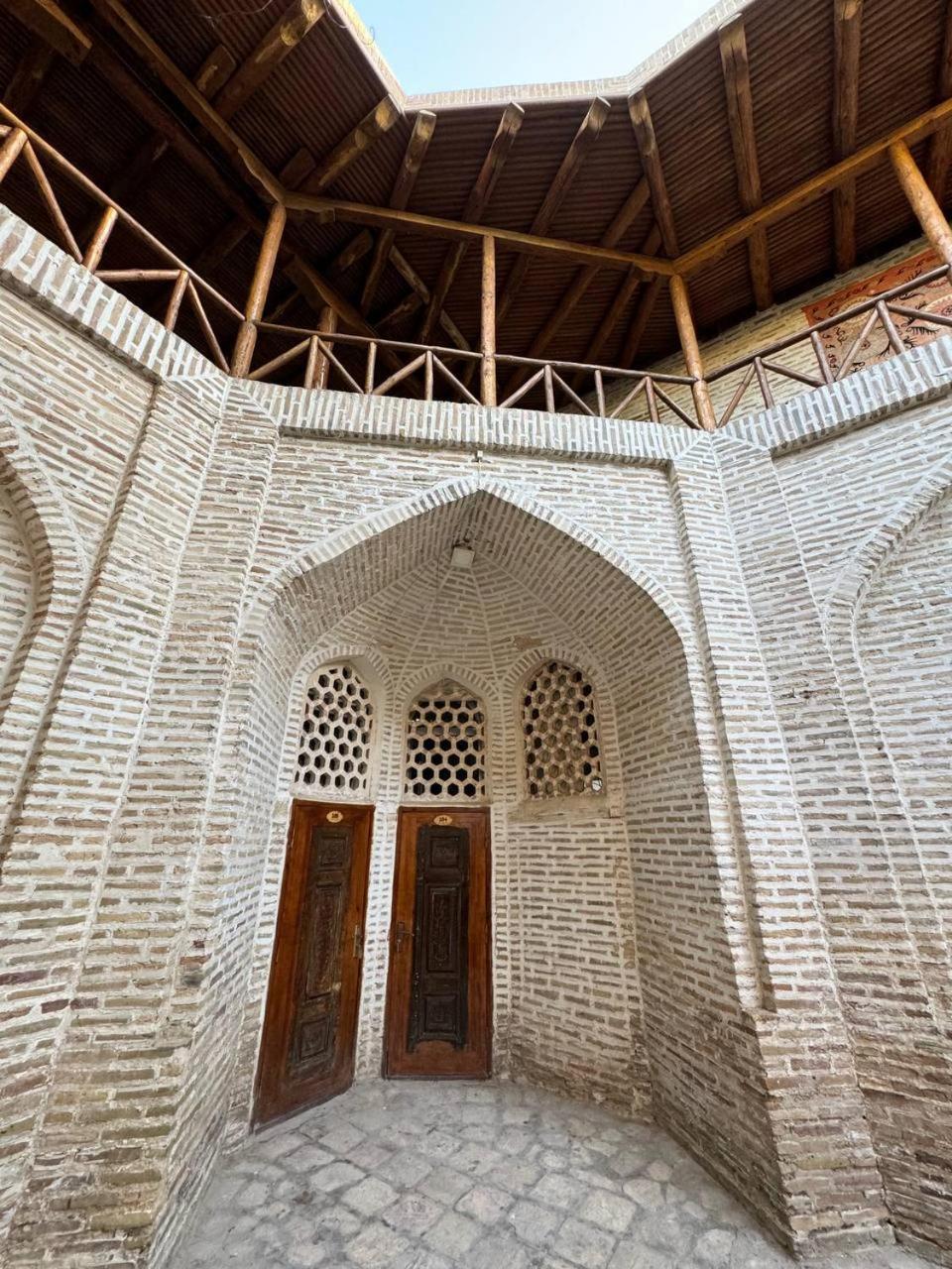 Ohun 18Th Century Caravansarai Buxoro Luaran gambar